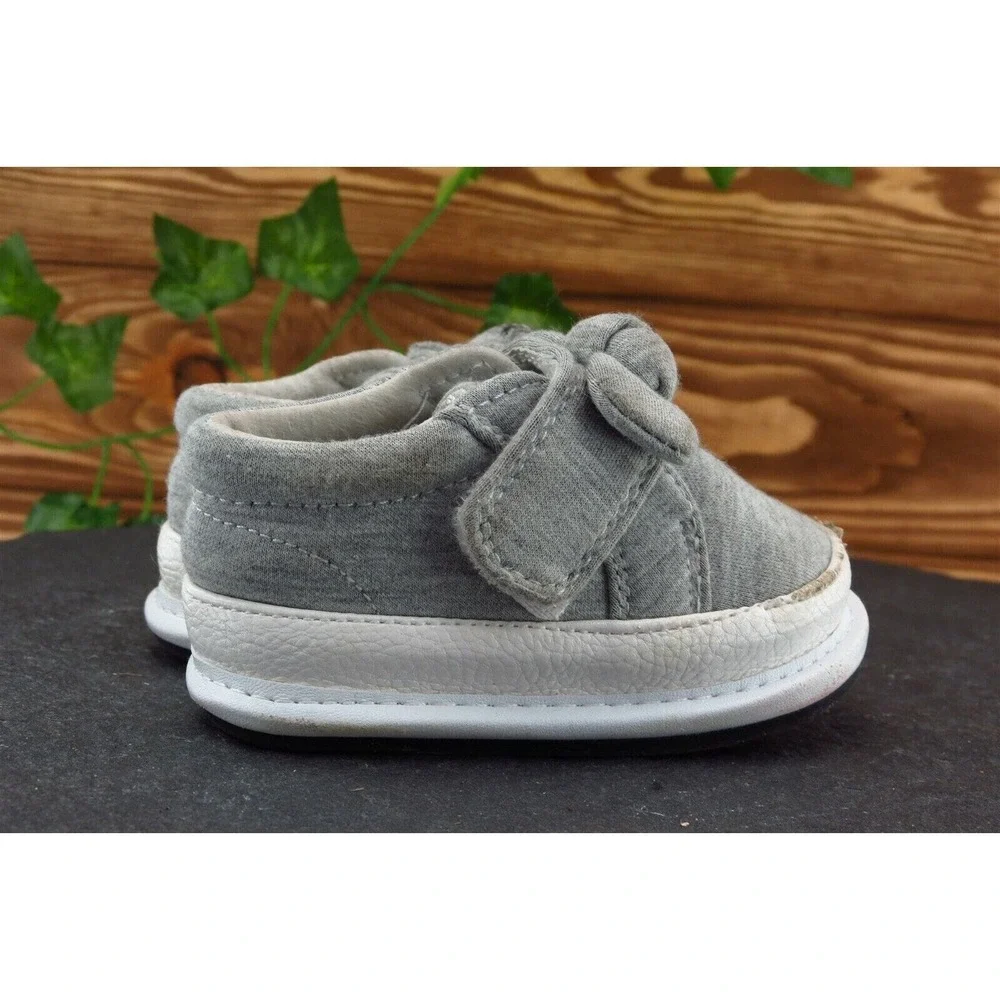 Jack and Lily Toddler Girls 6-12 Month Medium Gray Running‎ Fabric